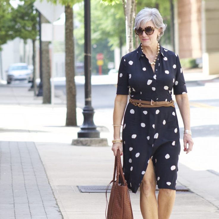 Fashion Has No Age: Style Tips for Women 40+