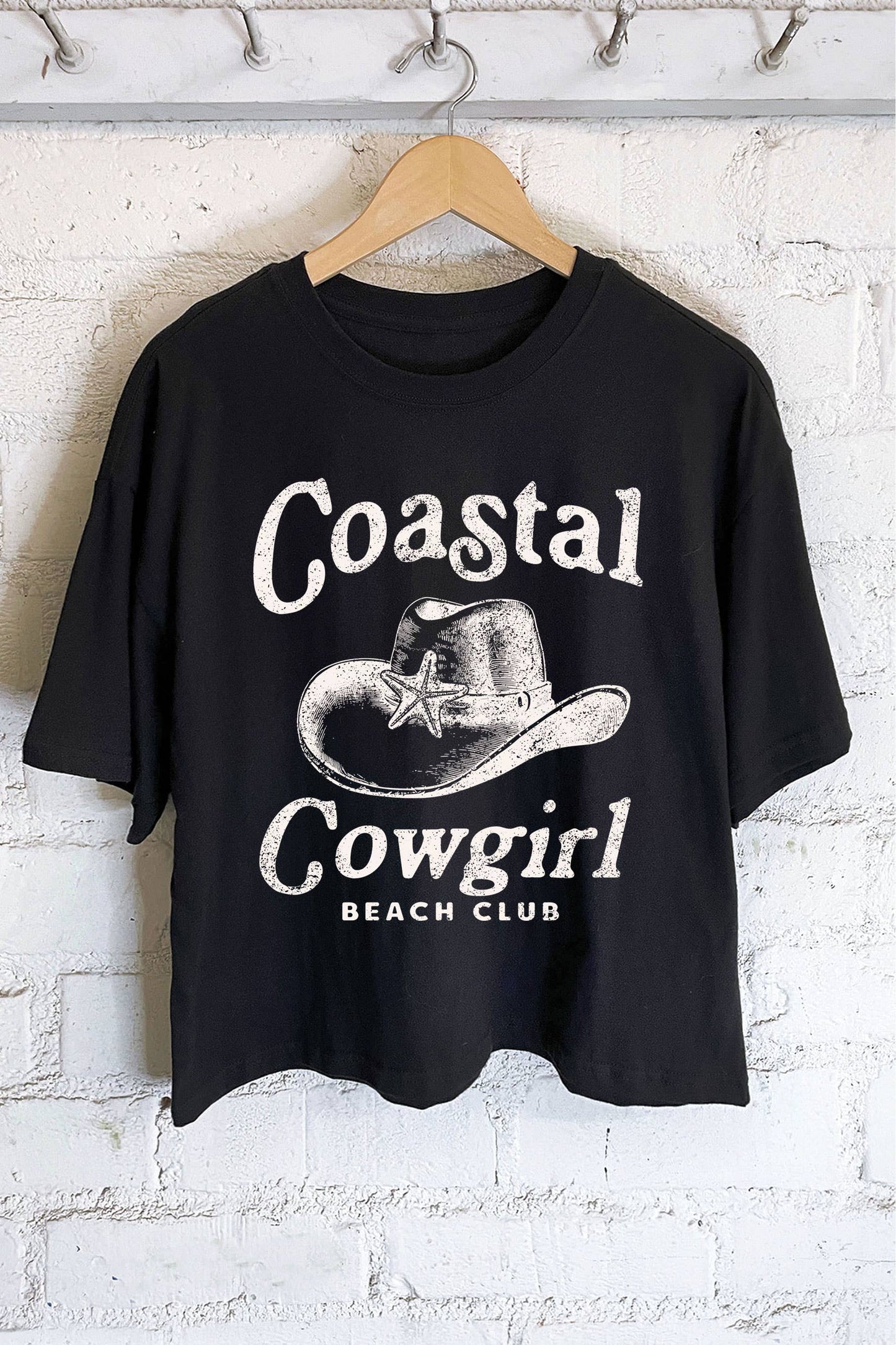 COASTAL COWGIRL GRAPHIC LONG CROP TOP: PEACH