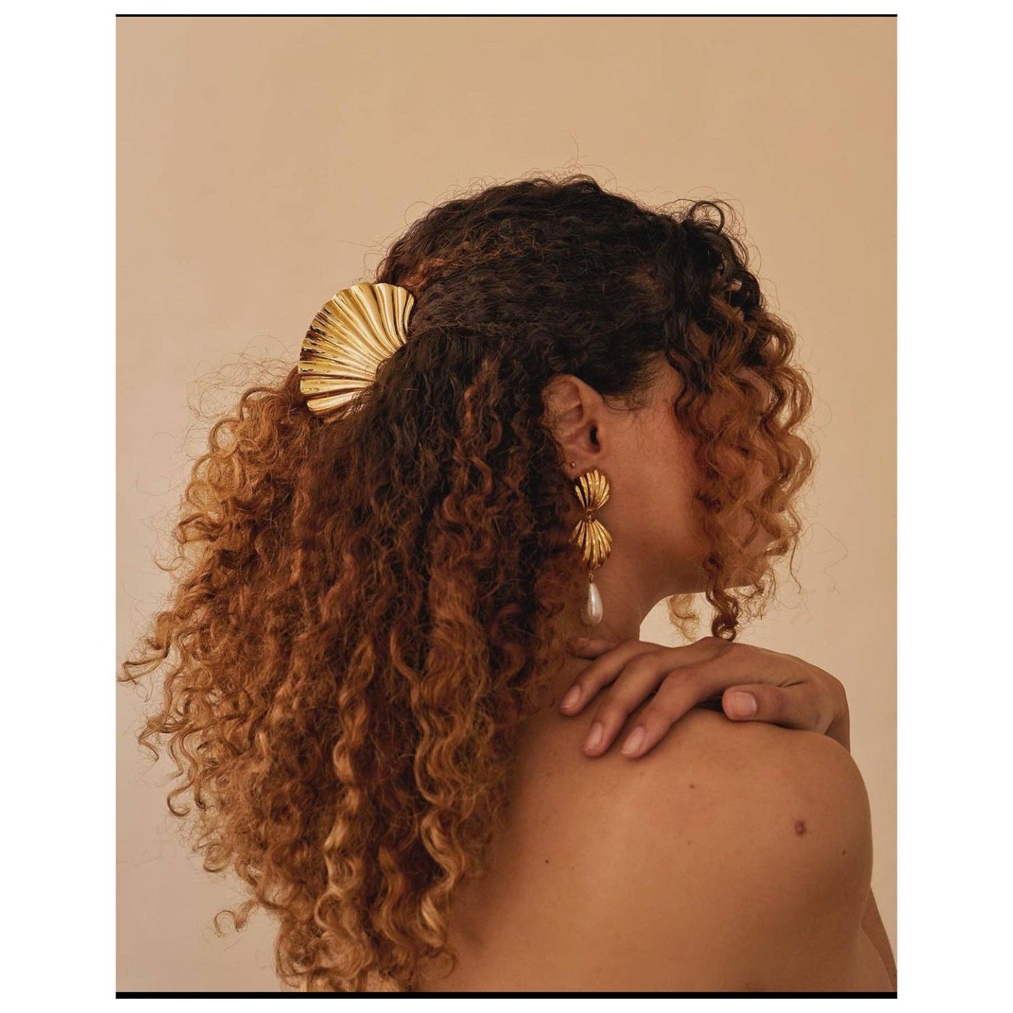 Gold Seashell Hair Claw Clip
