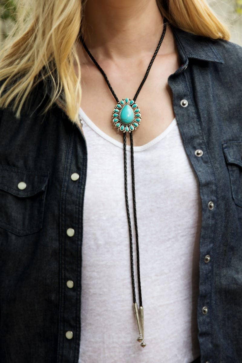 Western Bolo tie Necklace: TURQUOISE
