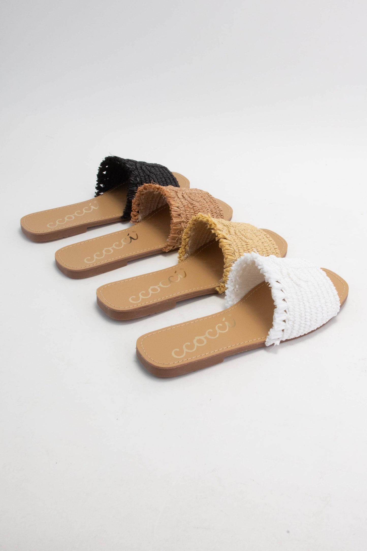 SANDY PALM TREE EMBROIDERY DESIGN RAFFIA SANDAL: CAMEL / A12