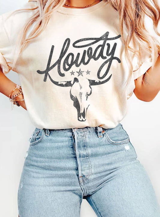 HOWDY COW SKULL GRAPHIC TSHIRTS: NATURAL