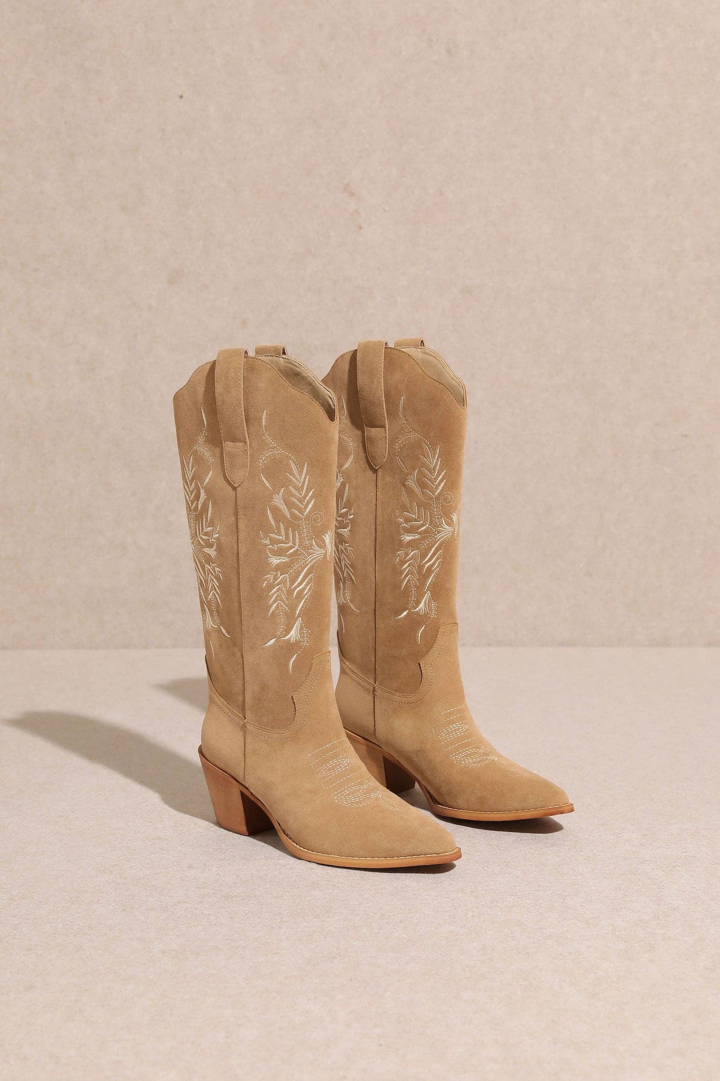 FLORA: TAUPE COWGIRL BOOT
