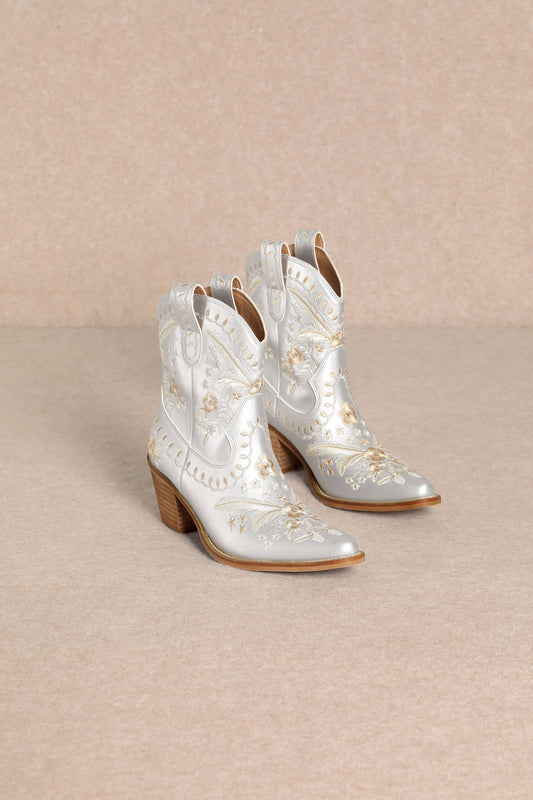 CORRAL:  Cowgirl Bootie