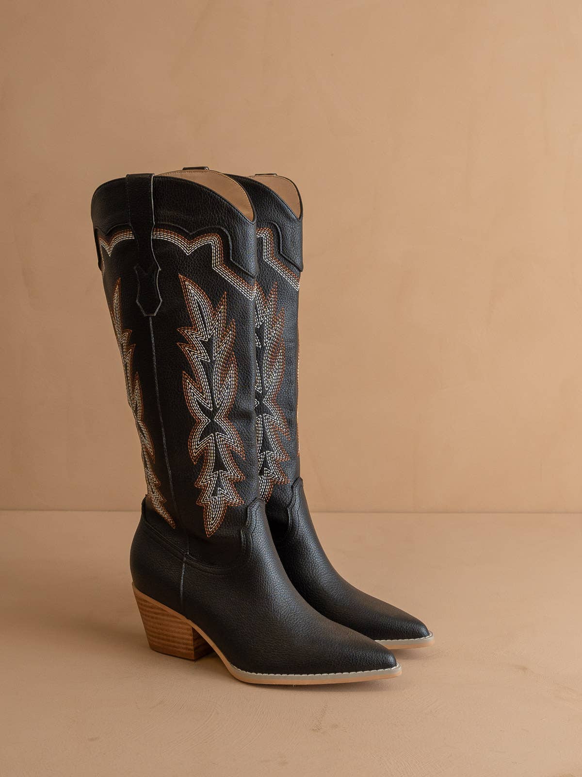 The Ainsley Black | Embroidered Cowboy Western Boot: Black