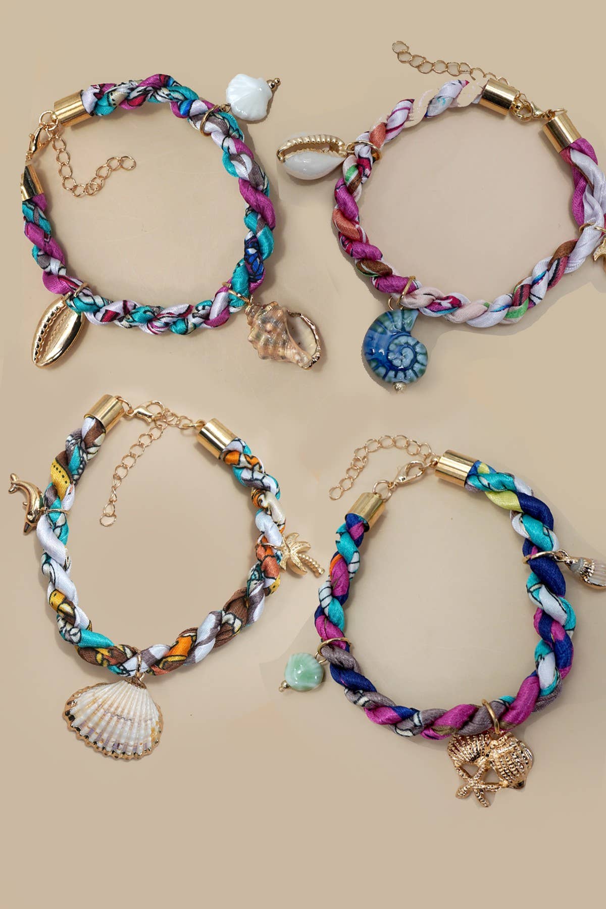SCARF CHARM BRACELET