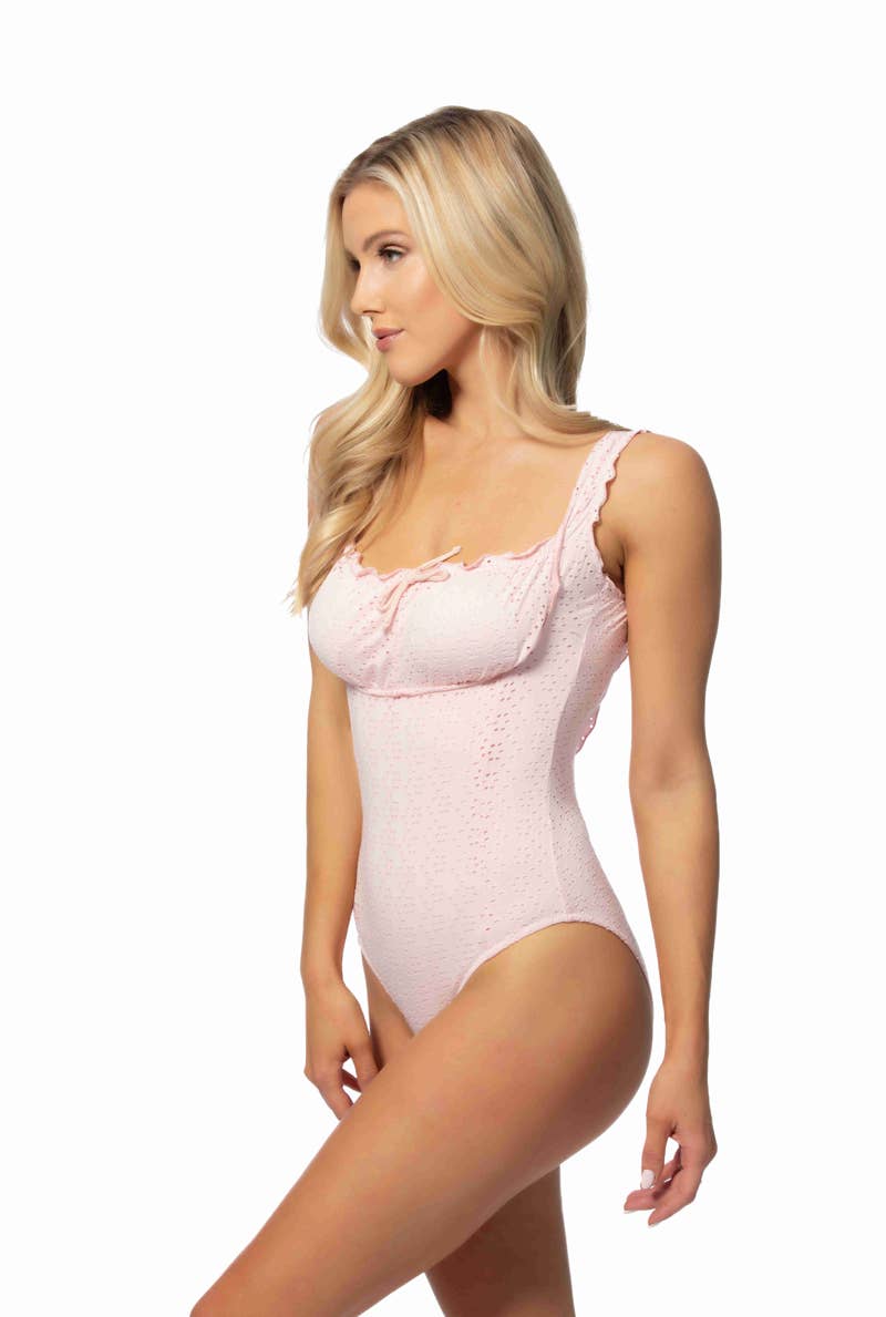 623133-SOLID EYELET ONE PIECE RUFFLE TRIM SWIMSUIT