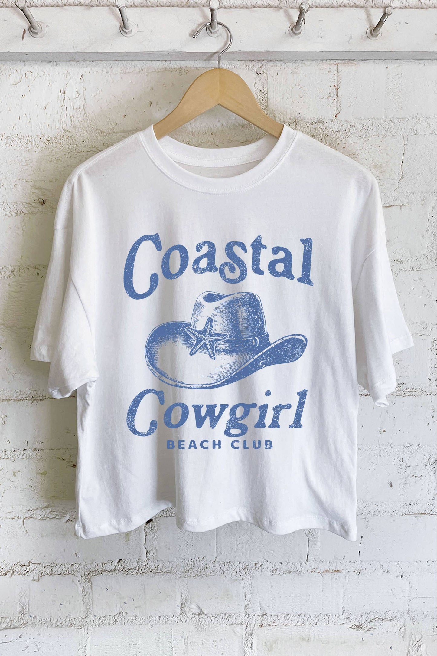 COASTAL COWGIRL GRAPHIC LONG CROP TOP: PEACH
