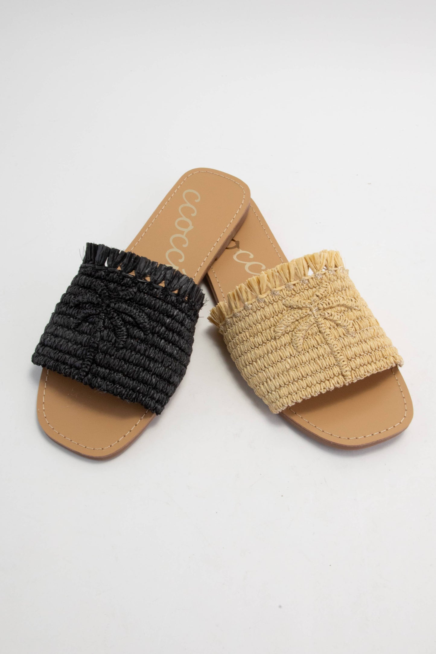 SANDY PALM TREE EMBROIDERY DESIGN RAFFIA SANDAL: CAMEL / A12