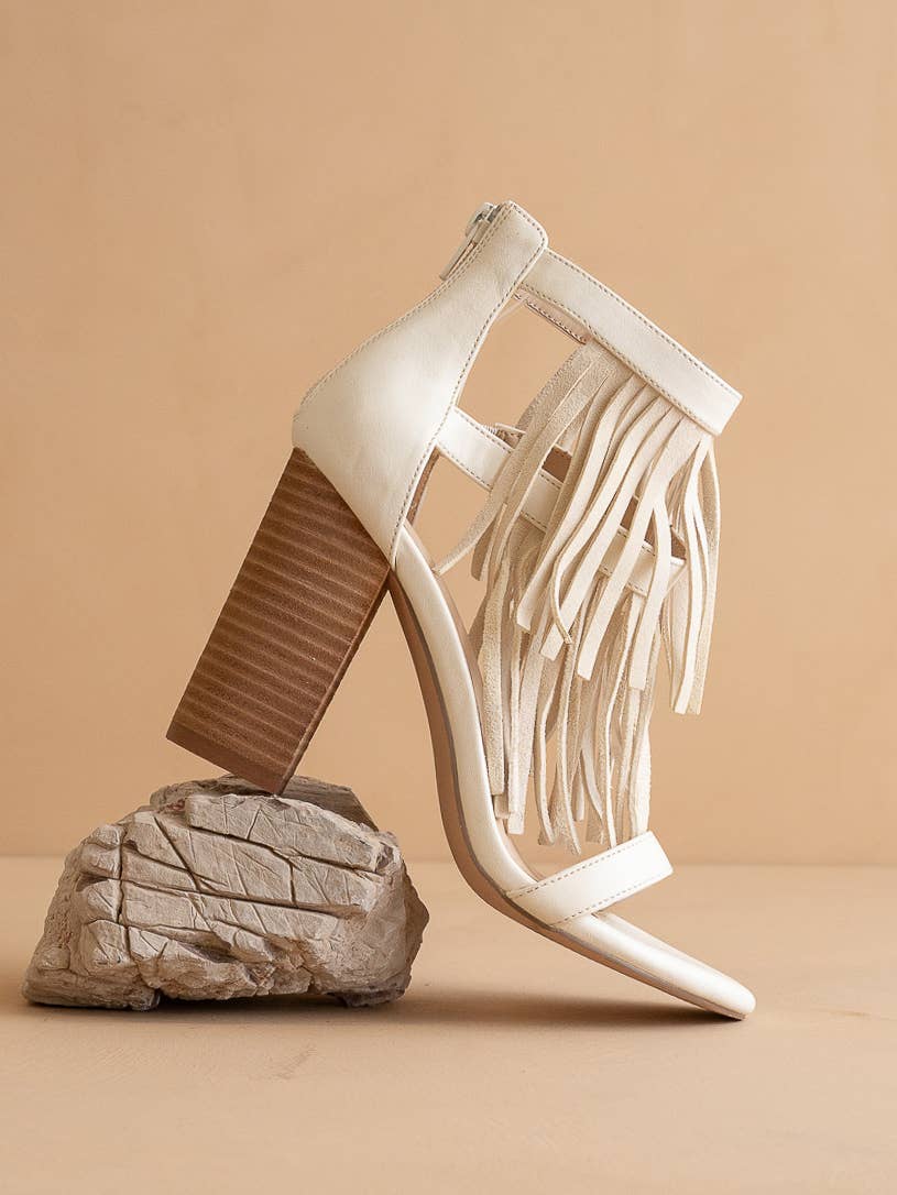The Gela White | Fringe Framed Heel
