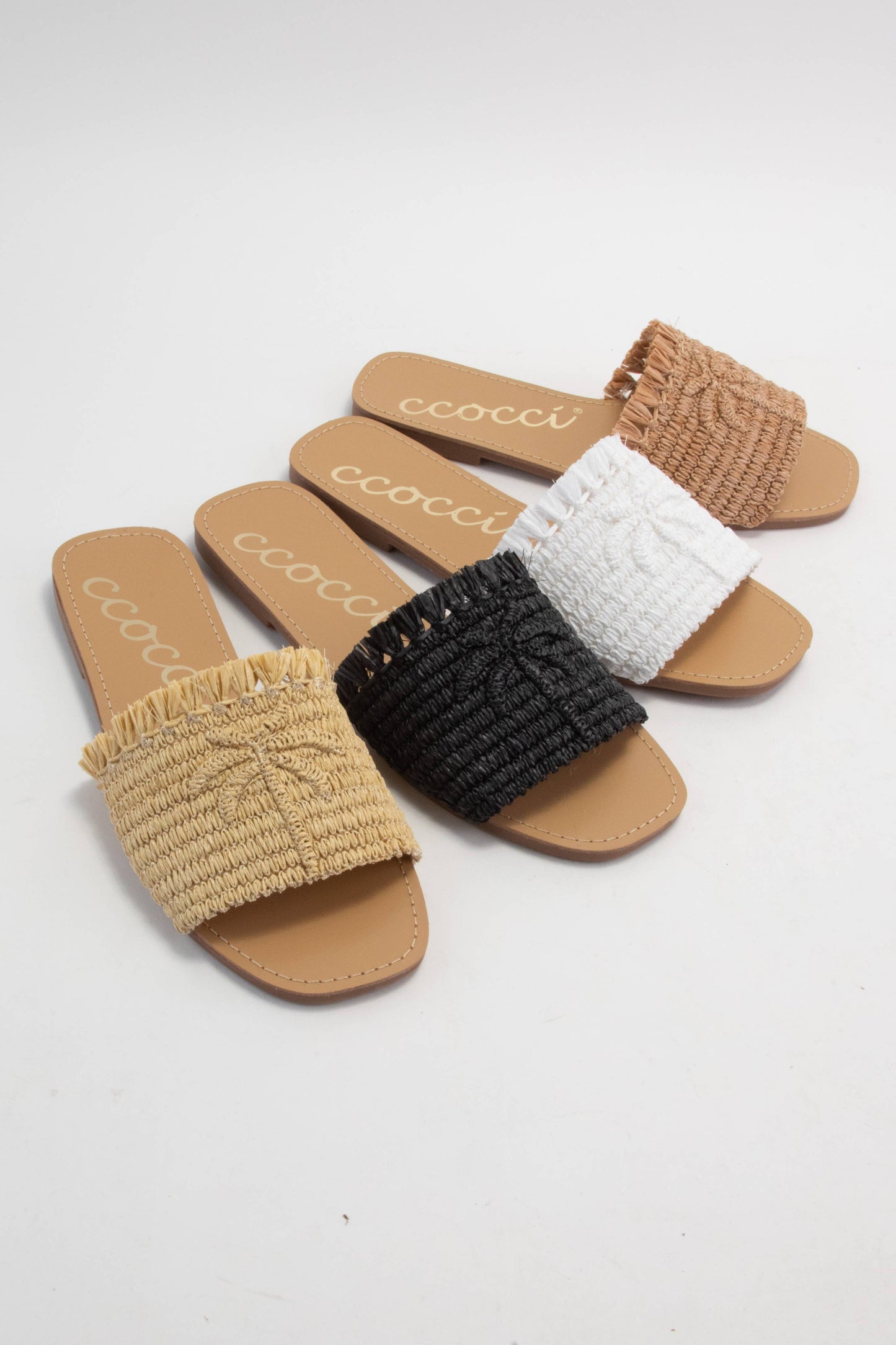 SANDY PALM TREE EMBROIDERY DESIGN RAFFIA SANDAL: CAMEL / A12