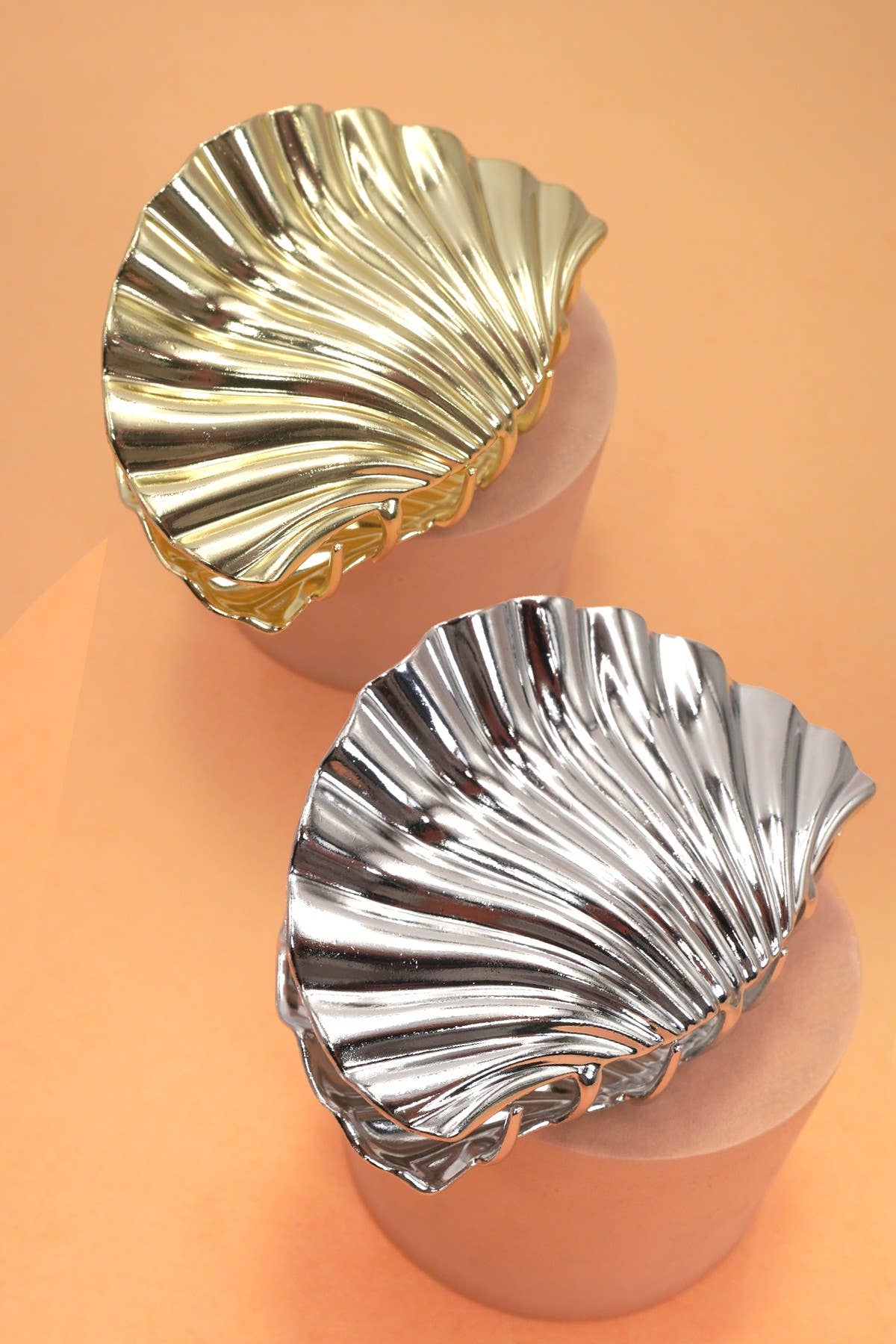 SEASHELL  GOLD SILVER ALLOY HAIR CLAW HAIR CLIP | 40H934: Gold