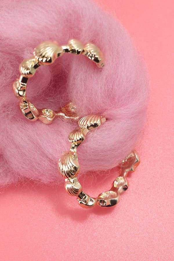 SEASHELL HOOP EARRINGS | 80E3454: GOLD