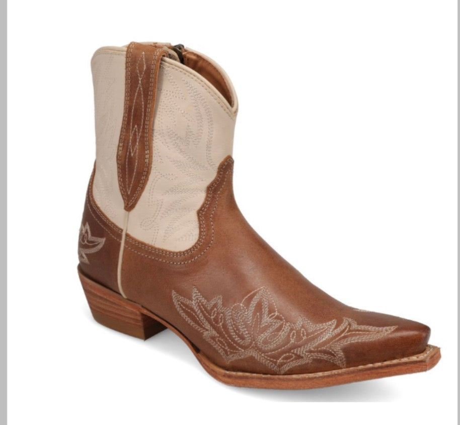 Wrangler Saddle Western Boot