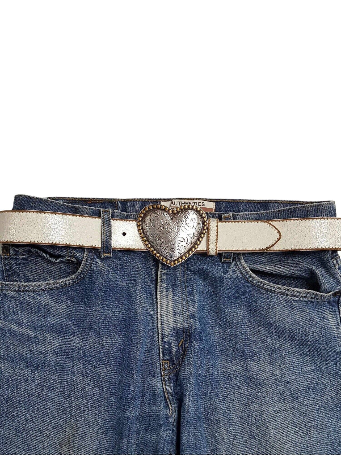Western Heart Buckle w. Vintage Leather belt: Cream