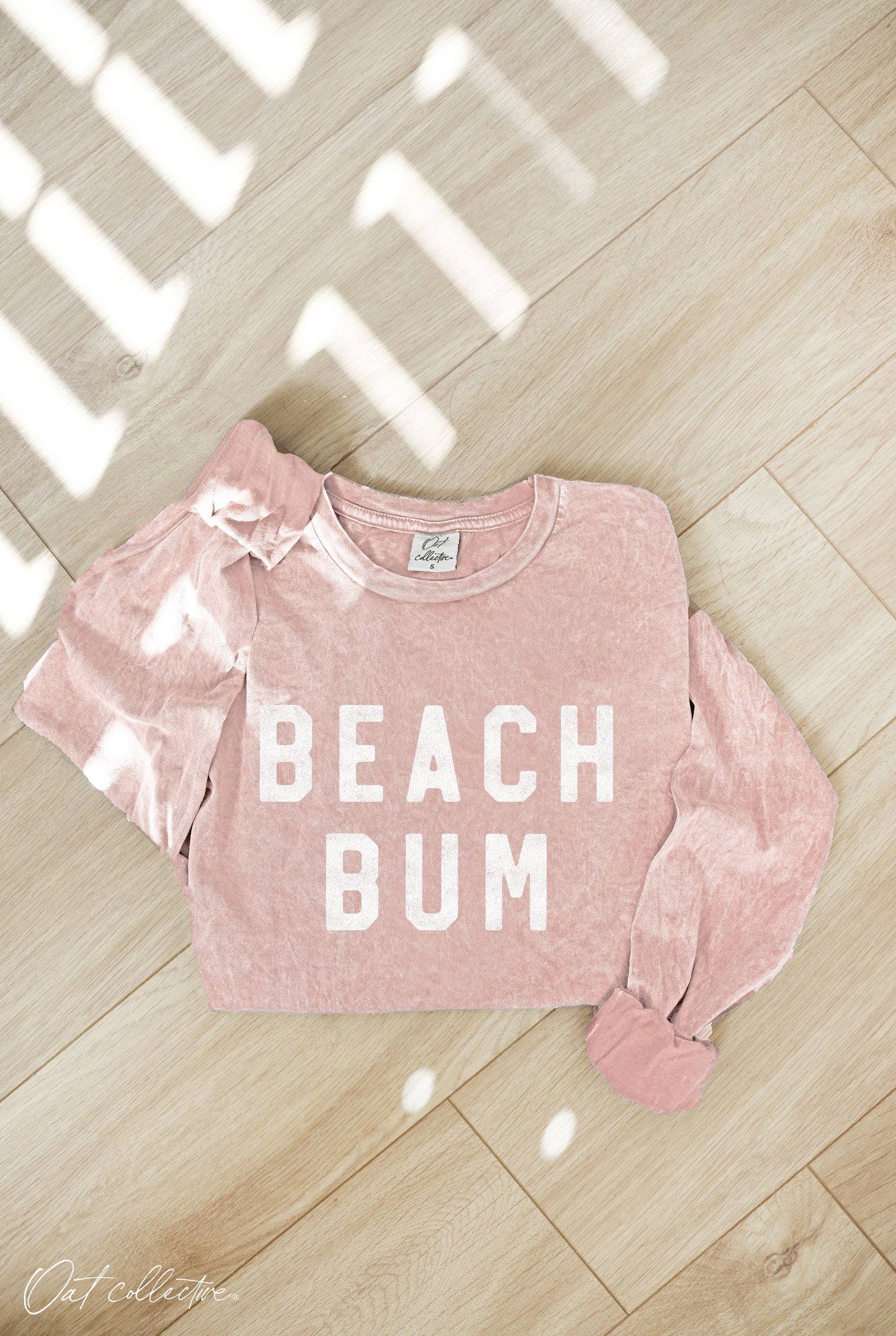 BEACH BUM Mineral Washed Long Sleeve Graphic  : SOFT PINK / S