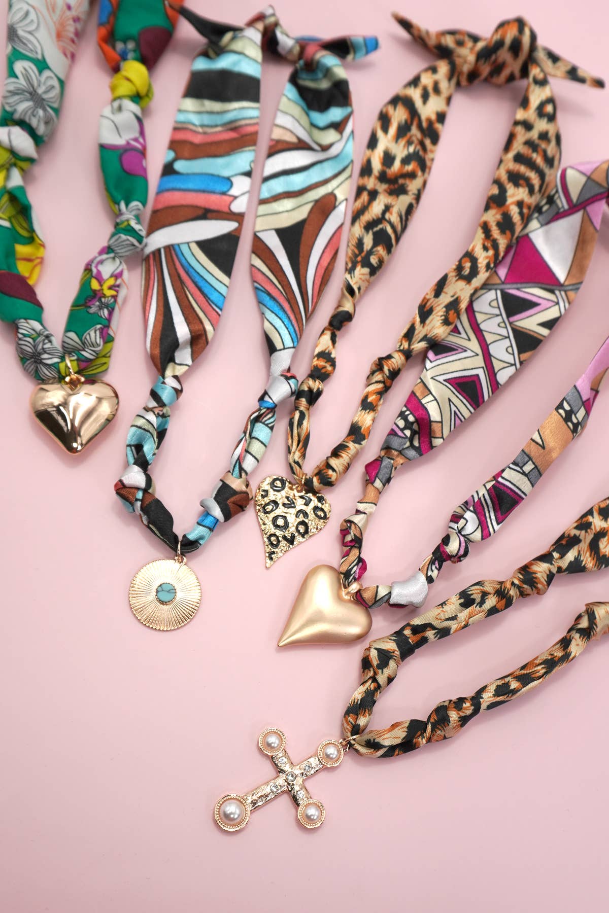 SCARF CHARM NECKLACE
