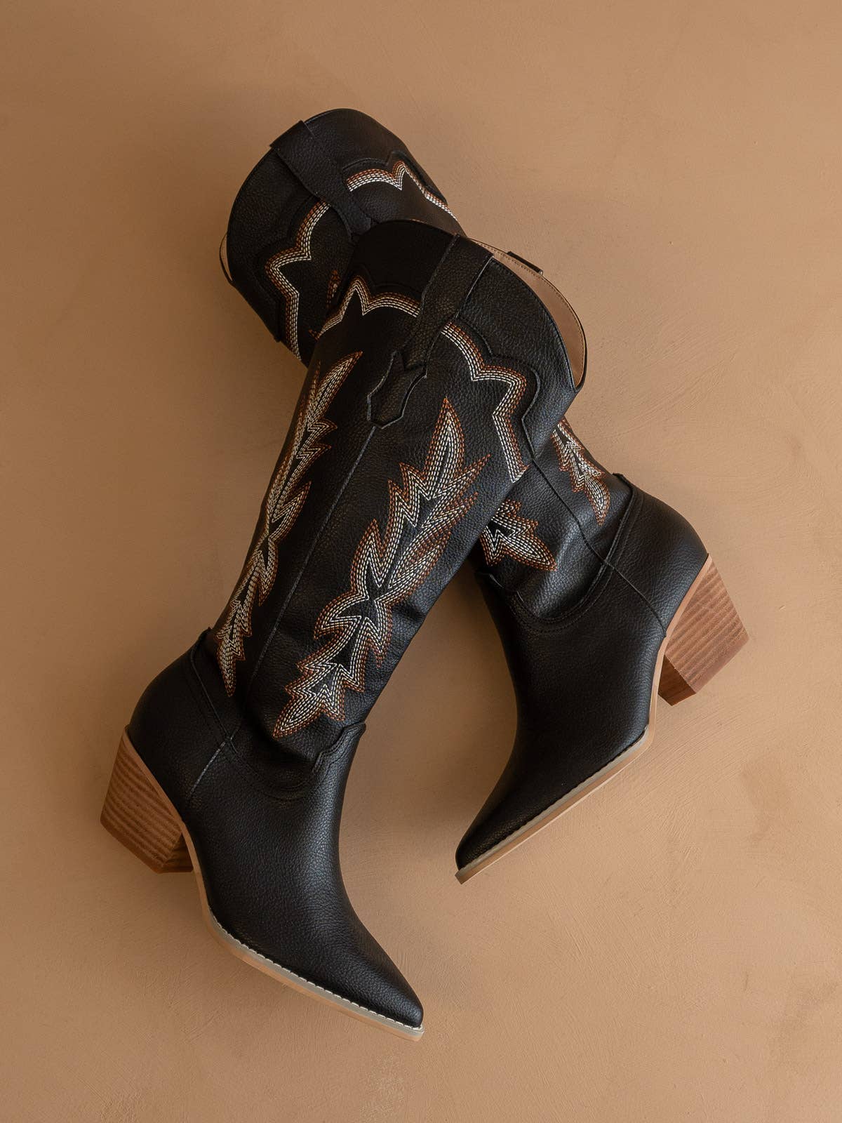 The Ainsley Black | Embroidered Cowboy Western Boot: Black