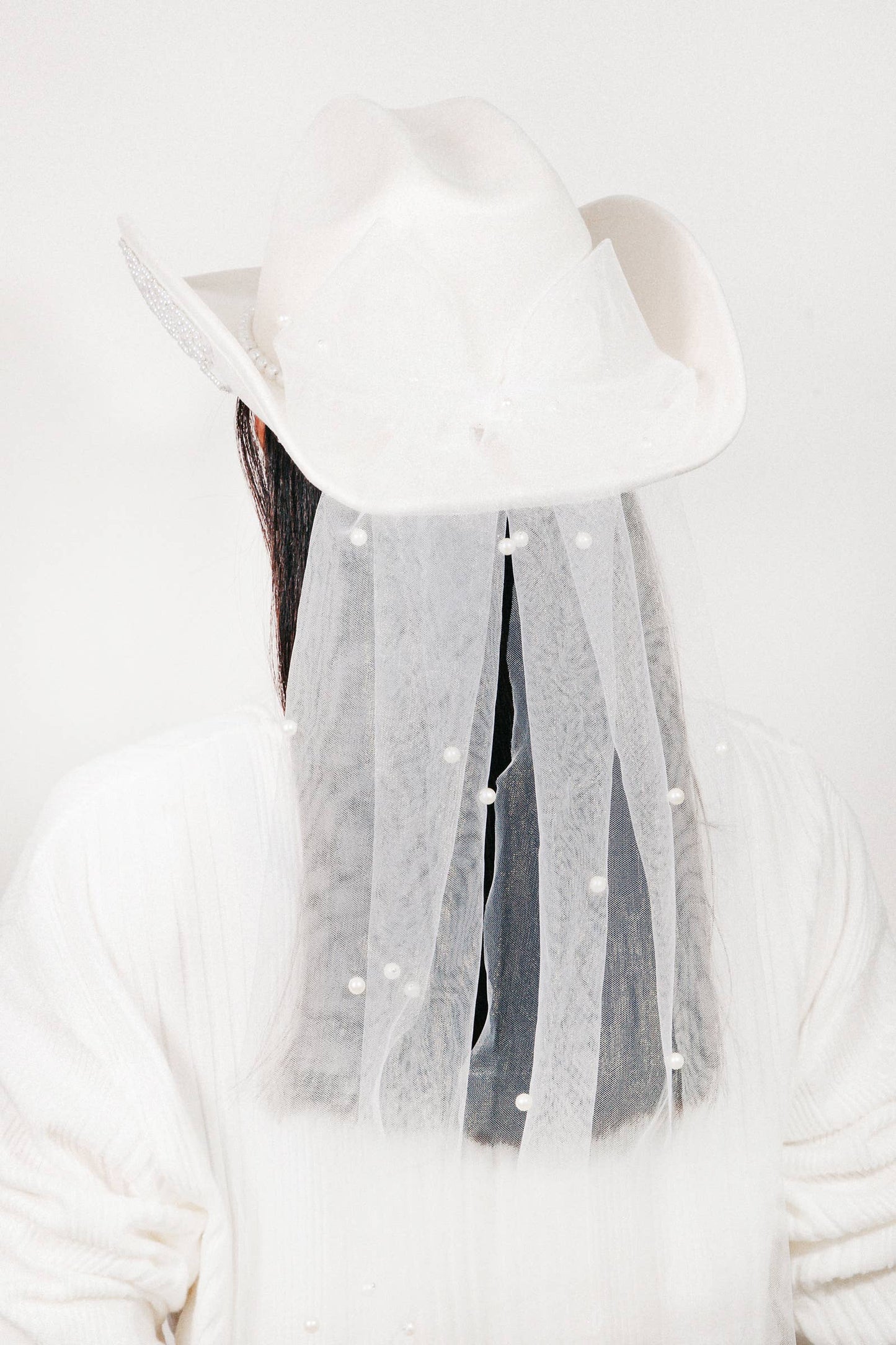 Bride Veil Cowboy Hat: IV