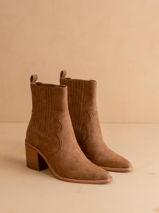 The Addison | Brown Perfectly Paneled Western Boot: BROWN