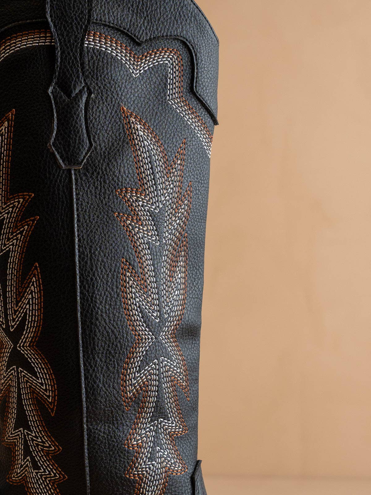 The Ainsley Black | Embroidered Cowboy Western Boot: Black